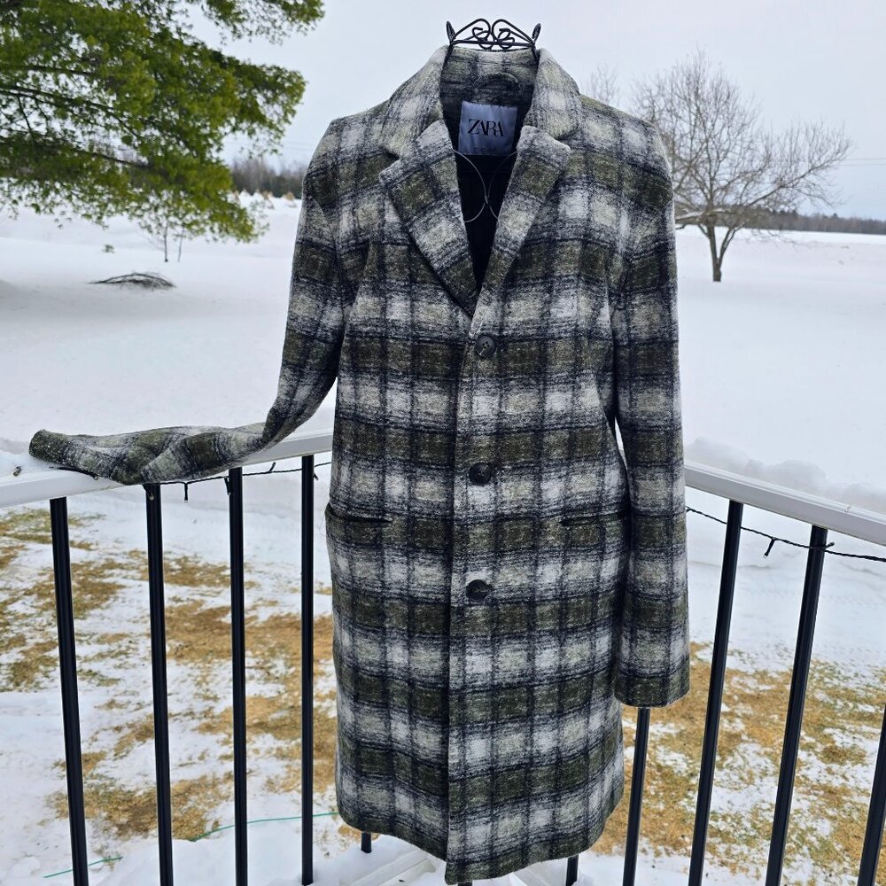Zara Green / Gray Plaid Trench coat, Size Small, EUC